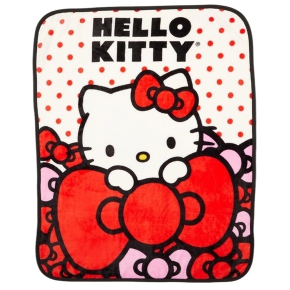 ๐ Hello Kitty Sushi Plate Set Throw Blanket and Mug Bundle Red White - Picture 3 of 12